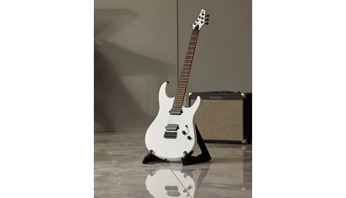 Електрогітара з чохлом та аксесуарами Donner Music DMT-100 Electric Guitar White EC1374, фото № 4