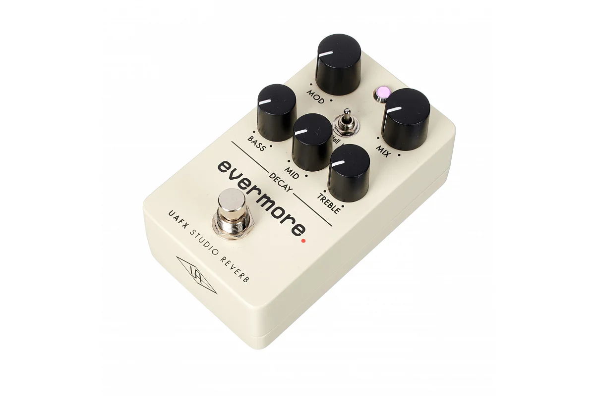 Гитарная педаль эффектов UNIVERSAL AUDIO Evermore Reverb