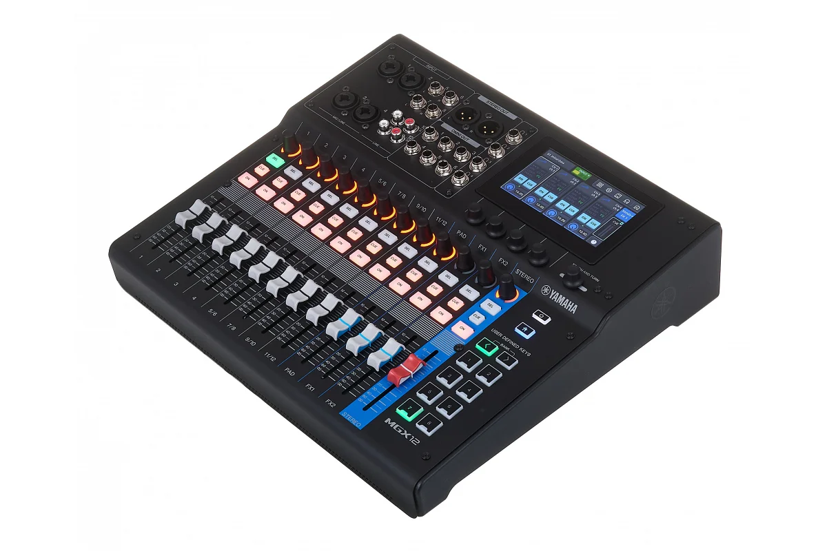 Цифровий мікшерний пульт YAMAHA MGX12 (Black)