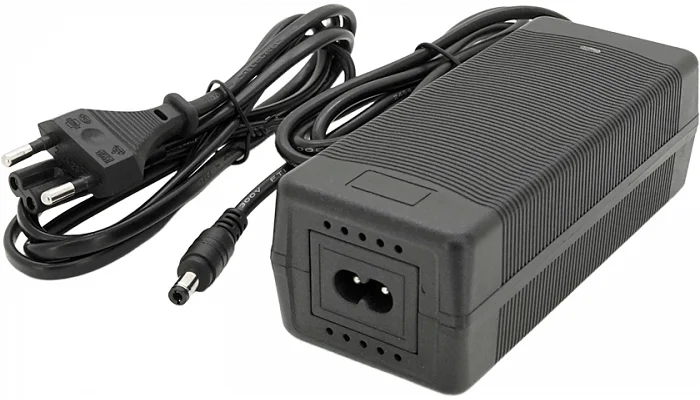 Зарядное устройство для аккумуляторов Voltronic Li-ion 21V, 5S, 3A (штекер 5.5мм), фото № 1