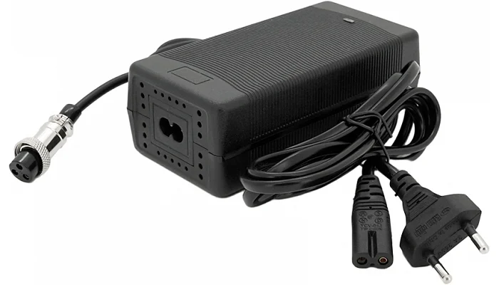 Зарядний пристрій для акумуляторів Voltronic LiFePO4 12V (14.6V), 4S, 10A (штекер GX16), з індикацією, фото № 2