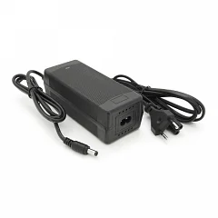 Зарядное устройство для аккумуляторов Li-ion Voltronic 25,2 В (6S), 3 А, разъем 5,5 мм