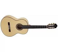 Класична гітара ADMIRA F4