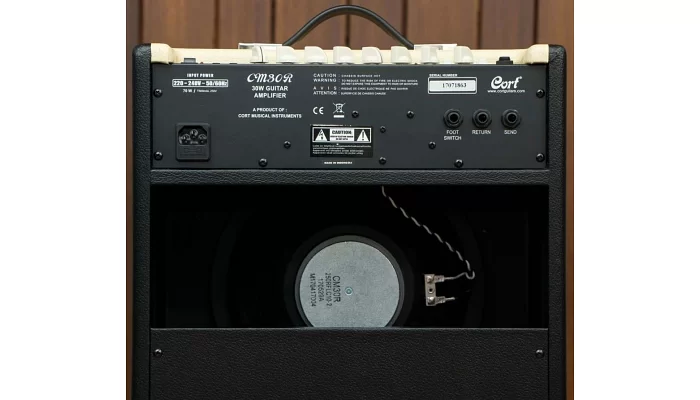Комбоусилитель для электрогитары CORT CM30R (BK), фото № 5