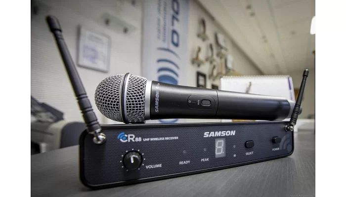 UHF радіосистема з ручним мікрофоном SAMSON SWC88HCL6E UHF CONCERT 88 w / Q6, фото № 8
