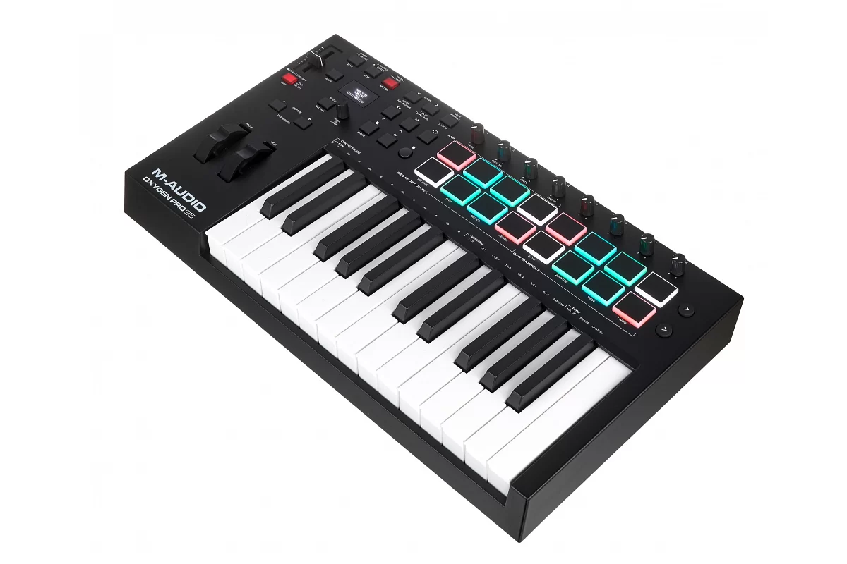 MIDI клавіатура M-AUDIO Oxygen Pro 25