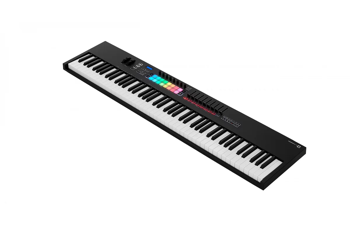 MIDI-клавиатура NOVATION Launchkey 88 Mk3