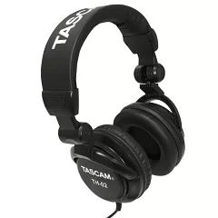 Студійні навушники Tascam TH-02