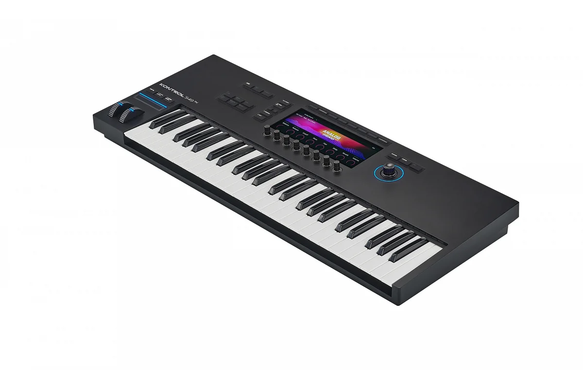 MIDI-клавиатура Native Instruments Komplete Kontrol S49 MK3