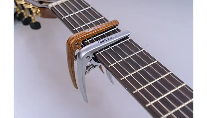 Каподастр для класичної гітари Guitto GGC-04 Wood, фото № 2