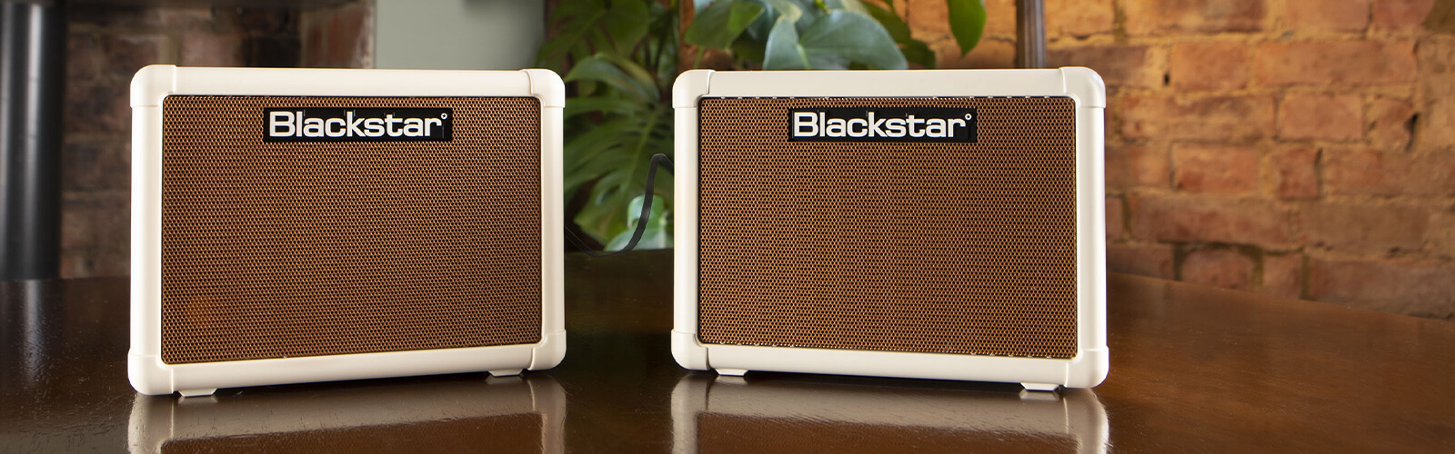 Портативний міні-комбопідсилювач для акустичної гітари BLACKSTAR FLY 3 ACOUSTIC