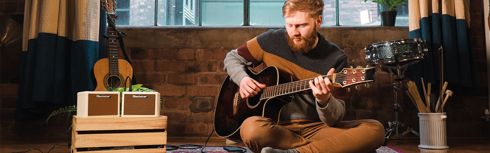 Портативний міні-комбопідсилювач для акустичної гітари BLACKSTAR FLY 3 ACOUSTIC