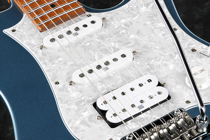 Электрогитара IBANEZ AZ2204 PW