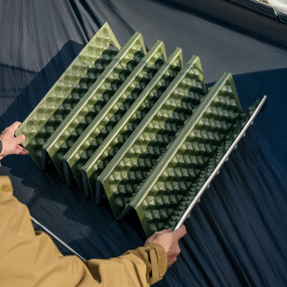 Складной одноместный туристический коврик IXPE Naturehike CNK2650WS010 с алюминиевой пленкой, 185x56x2,3 см (зеленый)