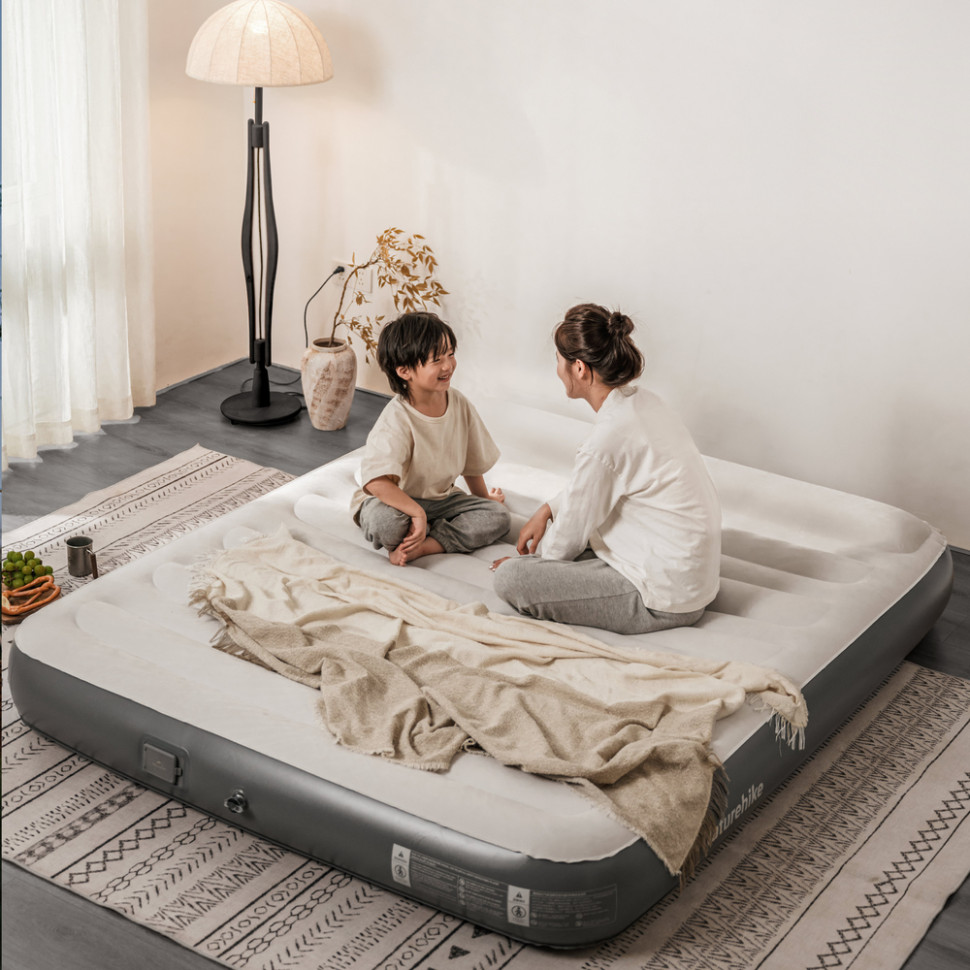 Самонадувной матрас, двухместный, со встроенной помпой Naturehike CNK2450WS040 (серый)