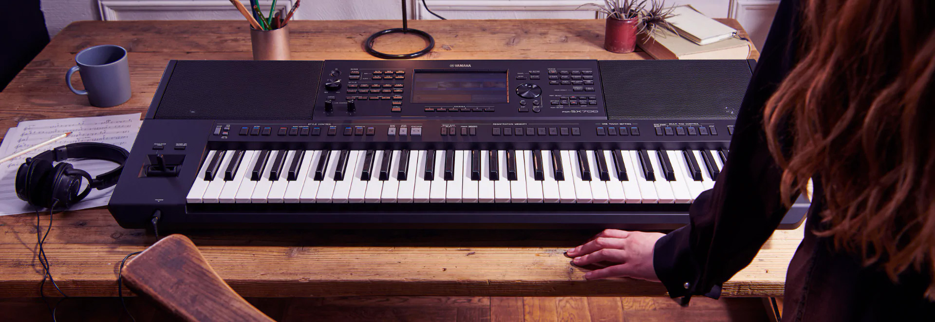 Синтезатор YAMAHA PSR-SX700 (+блок живлення)