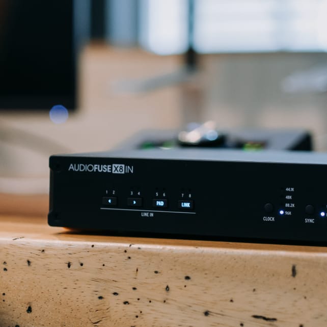 Аудиоинтерфейс Arturia AudioFuse X8 IN